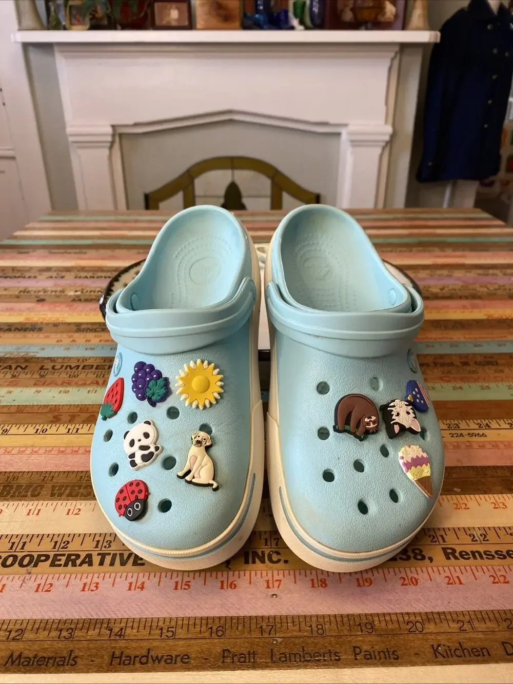 CROCS Crocband II Women's Size 10 Mens 8 Ice Blue White Clog w/ Jibbits